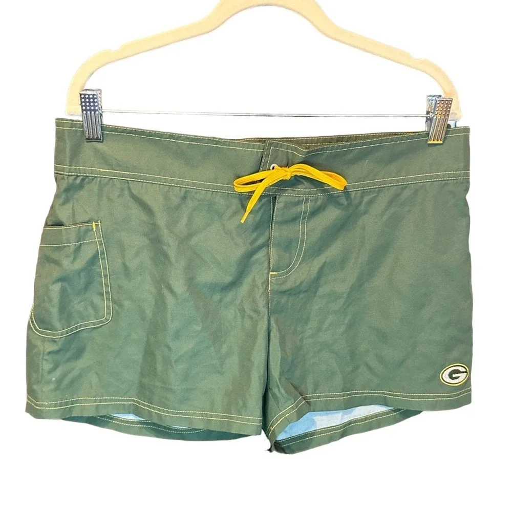 Women’s Green Bay Packers swim shorts size Large